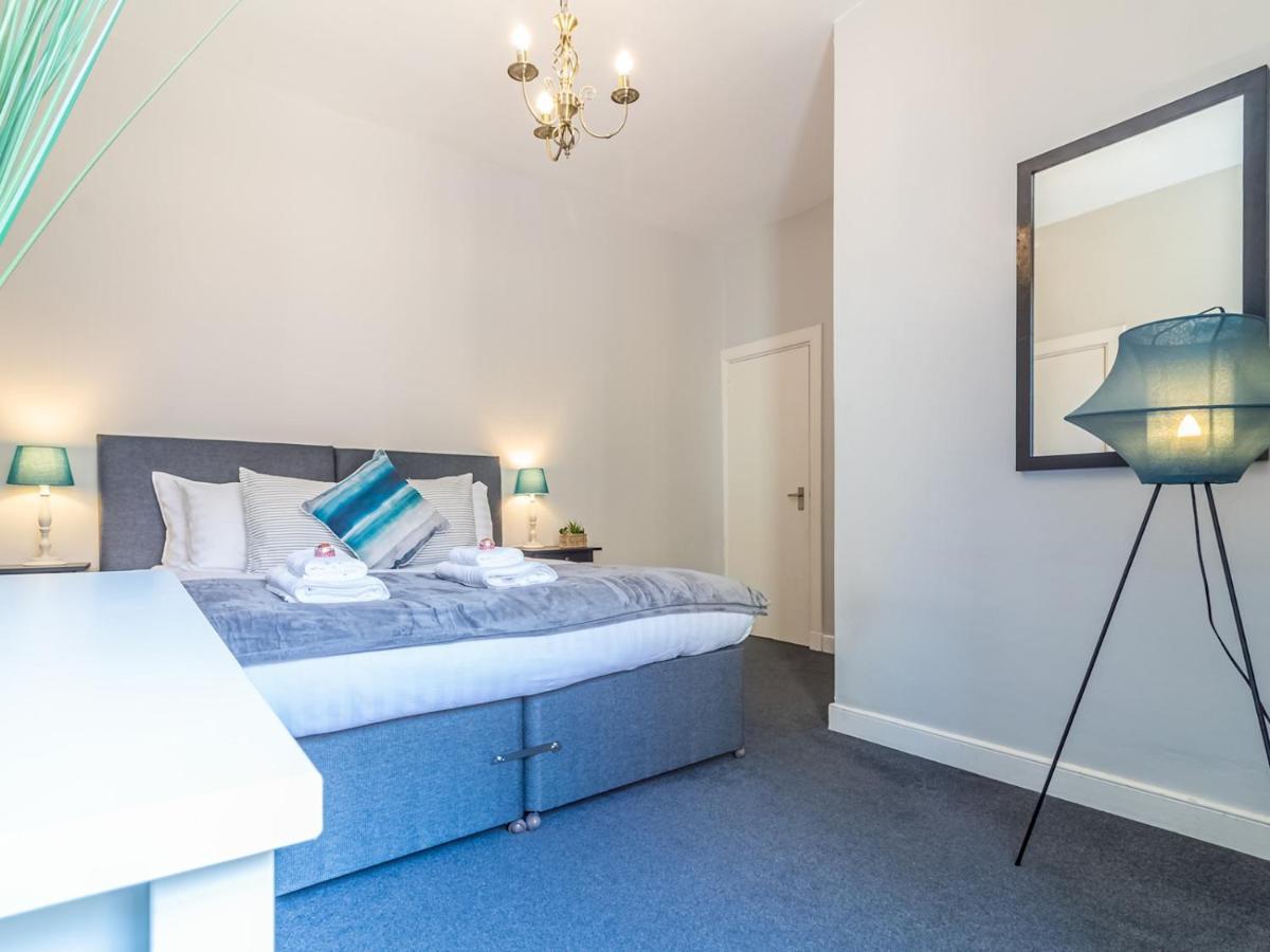 Pass The Keys Spacious And Homely Flat On The Royal Mile EDI Exterior photo