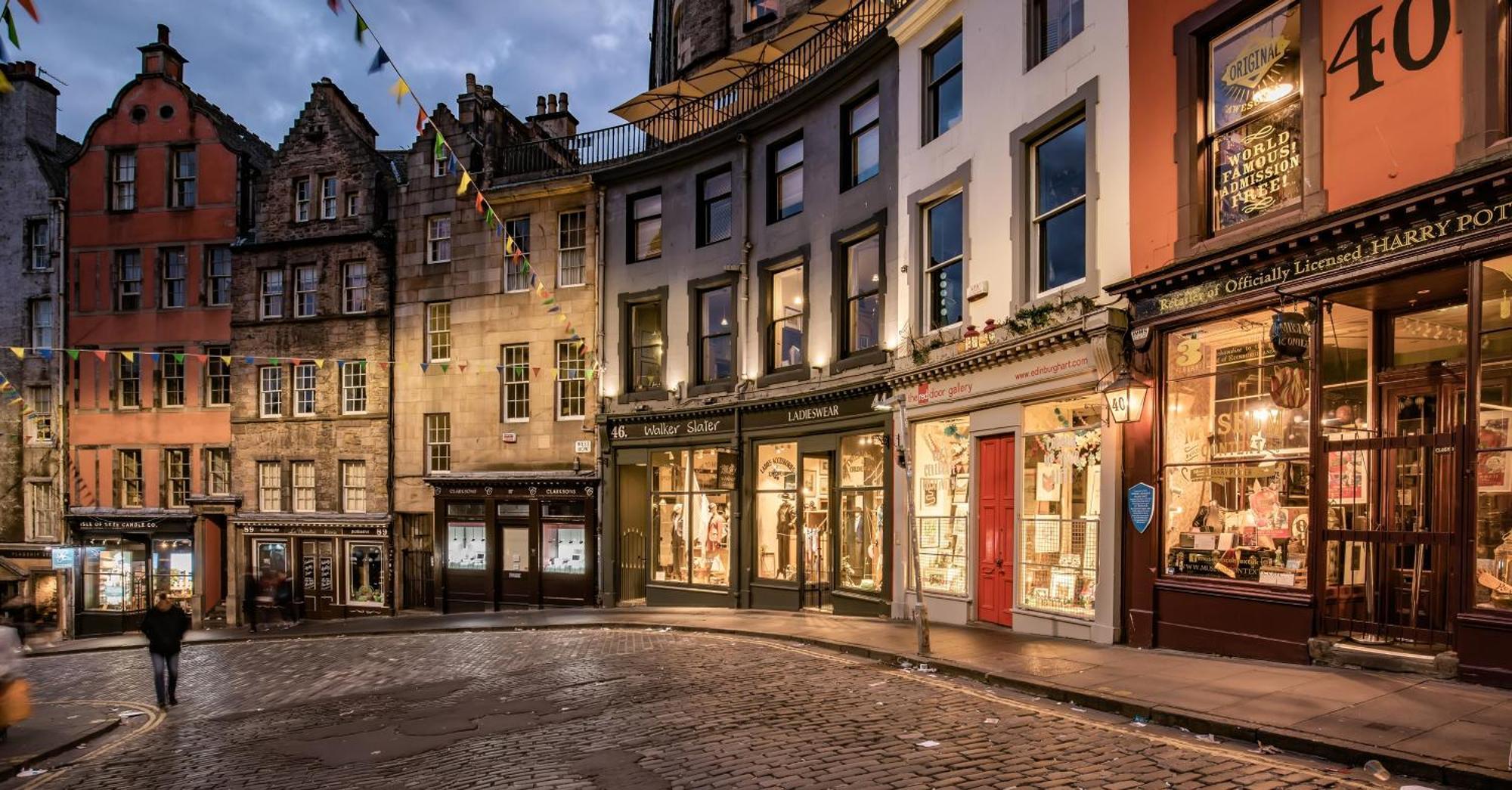Pass The Keys Spacious And Homely Flat On The Royal Mile EDI Exterior photo